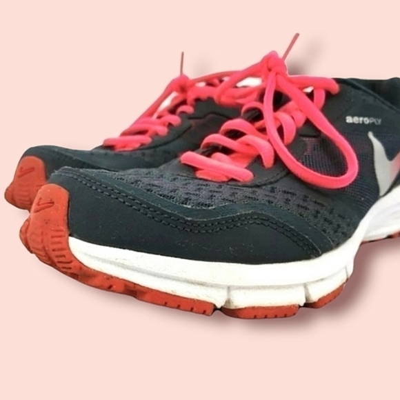 Nike Shoes - Nike Aeroply Women’s 6 Orange Gray Mesh Shoe
